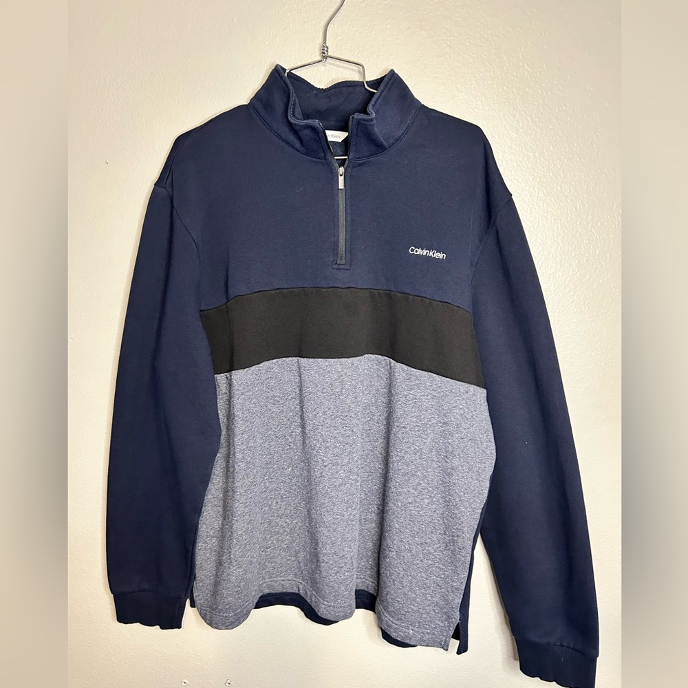 Calvin Klein Men's Zip-Up Sweater in Navy and Black
